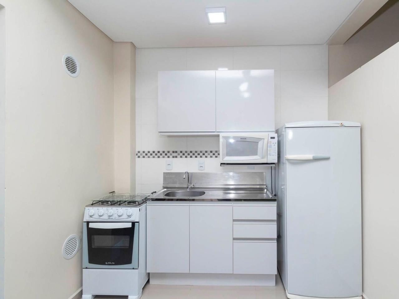 Apartamento Economico Para 4 Pessoas Em Бомбиняс Екстериор снимка